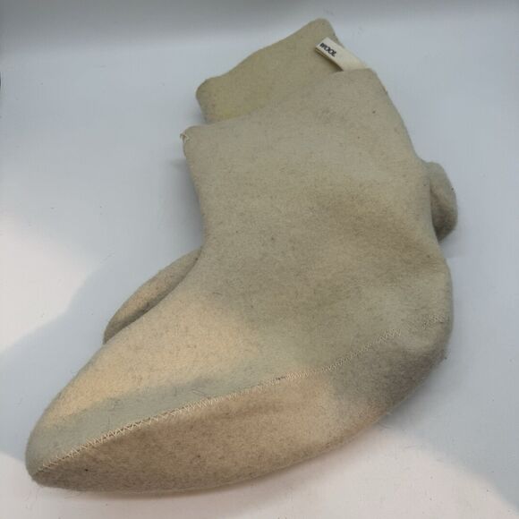Vintage 80s Air Force Extreme Cold Weather Boots N-1B Medium Mukluks Socks USAF